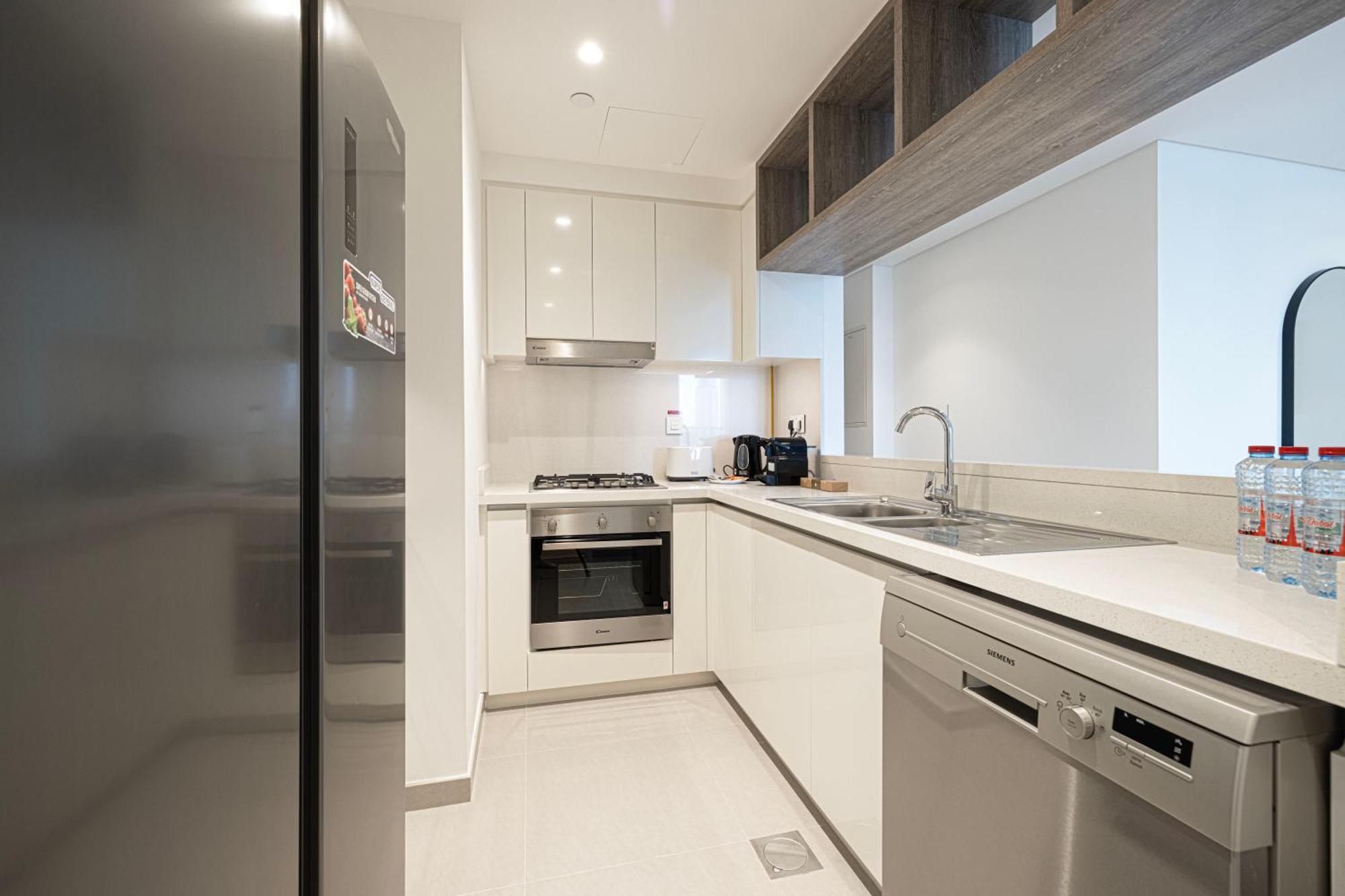 Apartment Burj Khalifa View, High Floor, Mall Access, Gym, Infinity-pool, Playground, Bbq, Family Friendly Dubai