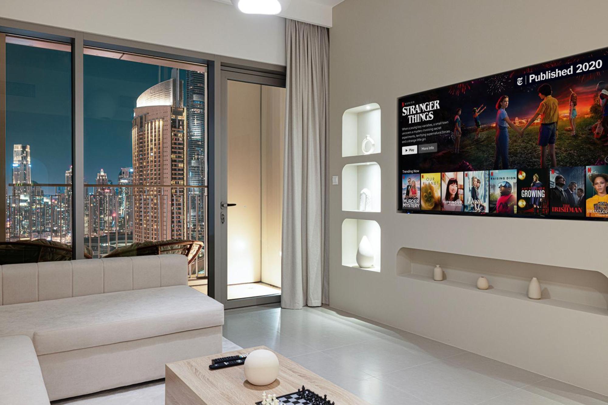 Apartment Burj Khalifa View, High Floor, Mall Access, Gym, Infinity-pool, Playground, Bbq, Family Friendly *