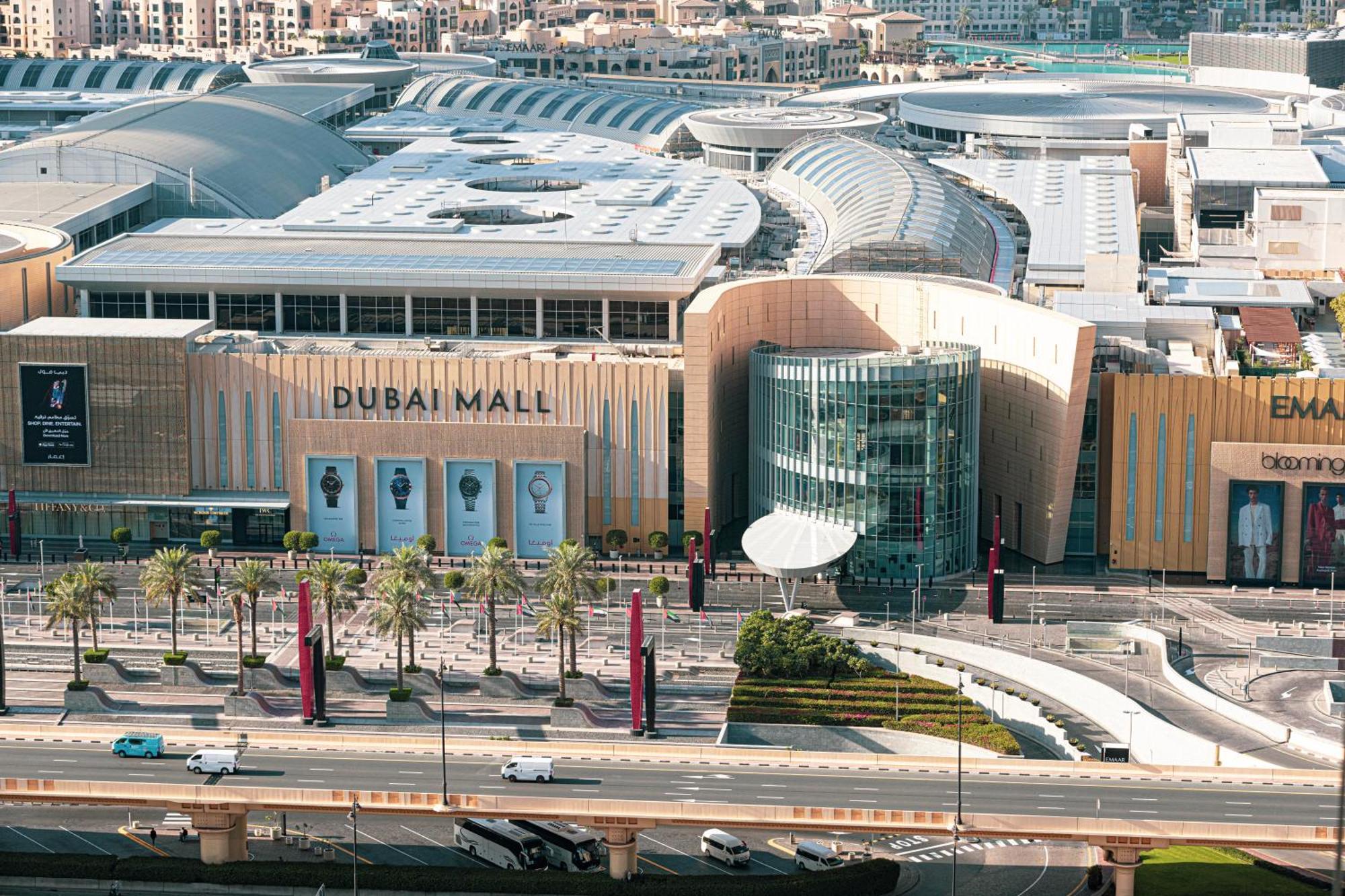 Burj Khalifa View, High Floor, Mall Access, Gym, Infinity-pool, Playground, Bbq, Family Friendly Apartment Dubai