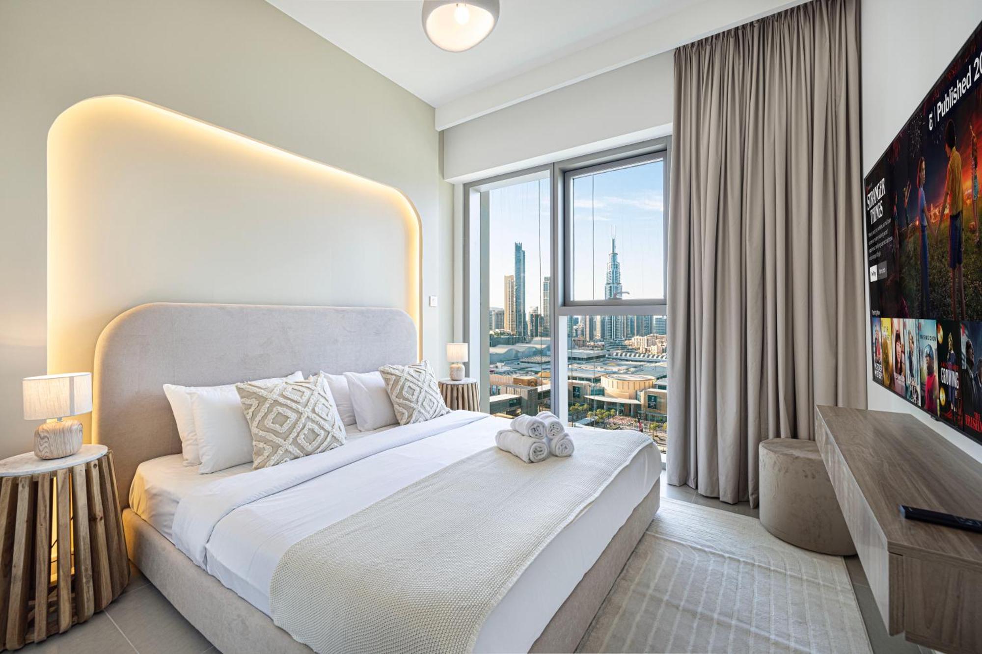 Burj Khalifa View, High Floor, Mall Access, Gym, Infinity-pool, Playground, Bbq, Family Friendly Dubai
